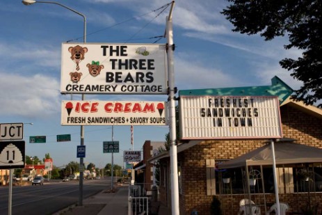 Three Bears Café in Kanab
