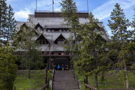 Old Faithful Inn im Yellowstone Nationalpark